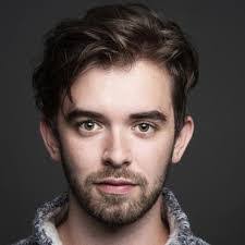 Anna Gabay's Instagram, Twitter & Facebook