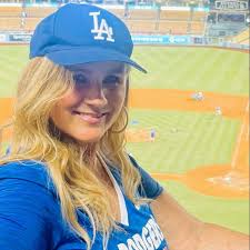 TBT to a wonderful day working with my friend, JIMMY WAYNE. We got a chance  to talk about his Walk to Beautiful and we'll be sharing soon.  https://jimmywayne.com/books