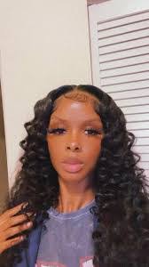 Mona Sims's Instagram, Twitter & Facebook