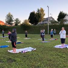 Check spelling or type a new query. Free Morning Yoga With Social Distancing This Time To Return To Magic Island Wchs