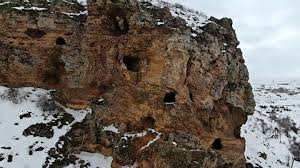 Köroğlu Efsanesi nedir? Köroğlu Mağaraları nerede? Köroğlu kimdir? Köroğlu  Efsanesi... | Sivas Haberleri