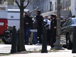 1 houston police officer killed, 1 injured in copter crash. Police Officer Killed In Us Capitol Car Ramming Attack