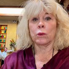 Lucky us, lunch with the new AMANGIRI GM, Audrey Huttert and our dear rep,  Jerri Lyn Walker at Evvia. Amangiri is one of the most beautiful Aman  properties I've ever visited! Majestic,