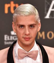 Aída" Bajo el peso de la ley (TV Episode 2005)