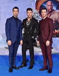 Thank the heavens nick jonas and jack black struck up a bromantic friendship on the set of jumanji: Why Priyanka Chopra Skipped Nick Jonas Jumanji Premiere