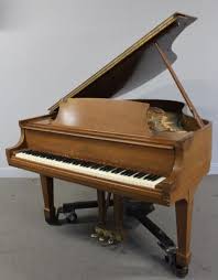 Steinway Amp Sons Model M Baby Grand Piano Serial Price Estimate 3000 5000 Baby Grand Pianos Piano Steinway