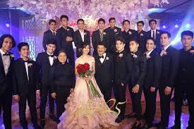We would like to show you a description here but the site won't allow us. In Photos The Fairy Tale Like Debut Of Kisses Delavin Abs Cbn Entertainment