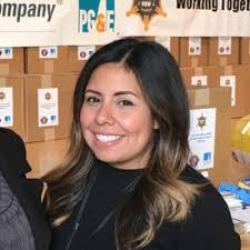 Tracy Mello's Instagram, Twitter & Facebook