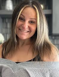 Leah Waldron's Instagram, Twitter & Facebook