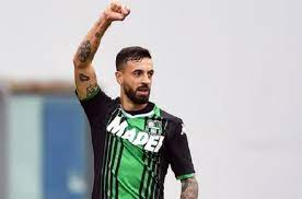 Their colours are black and green , hence the nickname neroverdi (literally black and green, in italian). Francesco Caputo Francesco Caputo Sassuolo