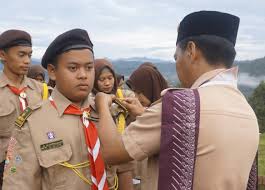 Penyakit ini menular dari satu orang ke orang lain. Kegiatan Pelantikan Kenaikan Tingkat Penegak Bantara Dan Penegak Laksana Pramuka Man Enrekang Madrasah Aliyah Negeri Enrekang