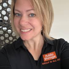 Just want to recognize Becca Plants from Washington Outlets!!! Thank you  for being a team player, for always supporting my mission and helping to  shape our newest Outlet manager. I appreciate you