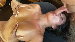 Cheating Latina MILF give Post Workout Pussy and great Deepthroat to the  Original MILF Hunter