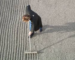 How To Make A Zen Garden Rake Japanese Gardens Pinterest Zen Garden Garden Rake Zen Garden Design