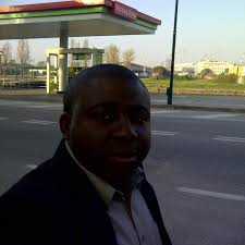 Pulverizing or not pulverizing samples for Scanning Electron Microscopy  (SEM) ?