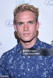 48 Sue Rhodes Stock Photos, High-Res Pictures, and Images