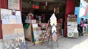 Kebutuhan mereka disediakan oleh sebuah toko di jalan groote postweg (sekarang jalan asia afrika). Toko Besi Tb Victory Toko Bahan Bangunan Keramik