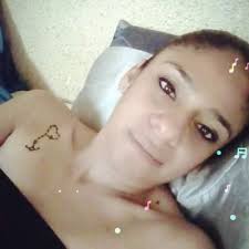 Melina Rojas (@emialejo)