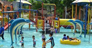 Head down to melaka wonderland theme park and resort, the country's latest water adventure land for a dip. A Famosa Water Theme Park Safari Wonderland Ticket In Melaka Malaysia Klook Malaysia