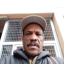 Can I be your gf? 🫣