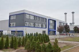 This makes the hungarian plant, about 90 km in the south of budapest, the second location worldwide to produce the. Elkeszult A Kecskemeti Mercedes Oktatasi Kozpontja Dualis Kepzes Autoszektor