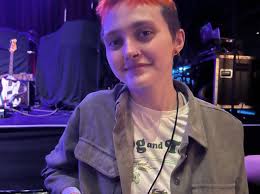 What are some recommendations for gender-affirming care and supportive  communities in Pittsburgh, PA?