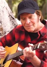 El viejo hombre de la carretera