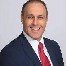 Shawn Tracy's Instagram, Twitter & Facebook