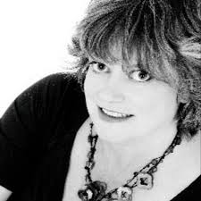 Jane Waller (@trindering)