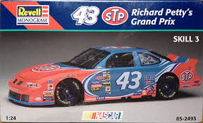 This gave the grand prix a healthy 205 b.h.p and 220 lb.ft of torque, good for a sprint to 60 in seven seconds and a top speed of nearly 130 m.p.h. 1997 Nascar Pontiac Grand Prix Stp 43 Richard Petty Revell 85 2493