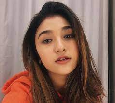 Artis muda marcella daryanani yang kini aktif di dunia sinetron membuat publik kagum akan kemampuan beraktingnya. Profil Biodata Dan Foto Maureen Daryanani Info Tentang Selebriti
