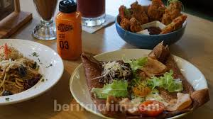 Click to ask quotation, receive quotation and create purchase order. Creeps Pertama Di Surabaya Lezat Sensasinya Meniru Resto Paris Beritajatim Com