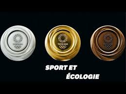 Son design promeut également la vision des jeux de tokyo 2020 de l'innovation dans l'harmonie. Les Medailles Des Jo De Tokyo 2020 En Metaux Recycles Youtube