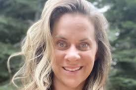 Amy Faulkner's Instagram, Twitter & Facebook