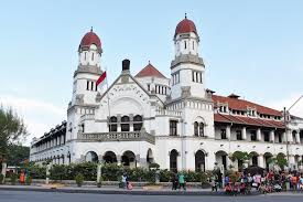 Tourists visit the attraction mainly to see the ghosts. Revitalizing A Haunted Building What An Amazing World