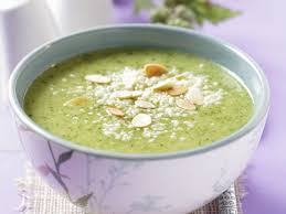 Cremige Krautersuppe Mit Mandeln Rezept Krautersuppe Rezepte Suppenkuche