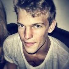 Stream Christopher Schuster music