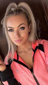 Friday's finished day time look! I think this will be my easy go-to makeup  look. I love it!! What do you think?