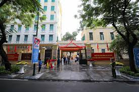 Dù giảng dạy theo hình thức trực tuyến nhưng đây là lần đầu tiên trường này khai giảng bằng hình thức trực tuyến đúng như tinh thần của khóa học. Xinwtlby8n9pqm