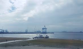 De maasvlakte2 is een megaproject waarmee de rotterdamse haven met opgespoten zand richting zee. Maasvlakte Der Neue Hafen Von Rotterdam Niederlande