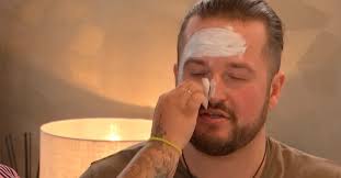 Lang Leve de Liefde: Daisy tovert Jordy om in een skelet