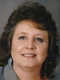 Deanna Scribner's Instagram, Twitter & Facebook