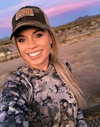 Sara Salamo criticises censorship: They kill animals and nothing happens,  but you show a nipple...