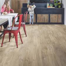 Pvc flooring luxury vinyl flooring luxury vinyl tile beautiful bathrooms modern bathroom waterproof bathroom flooring light oak bathroom inspiration the help. Lames Pvc Quick Step Livyn Balance Click Chene Canyon Brun Clair Aspect Rabote