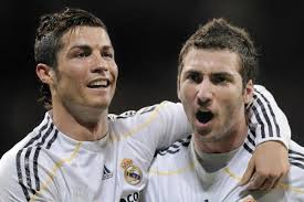 This statistic shows which squad numbers have already been assigned in their history and to which players. Ancelotti I Wanted To Keep Higuain At Real Madrid Besoccer