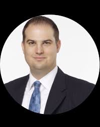 Kyle Spragins's Instagram, Twitter & Facebook