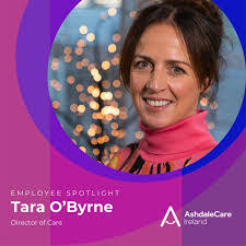 Amanda Hehir's Instagram, Twitter & Facebook