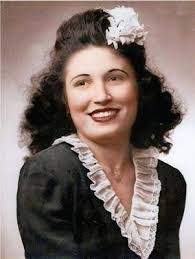 Christine Taranto's Instagram, Twitter & Facebook