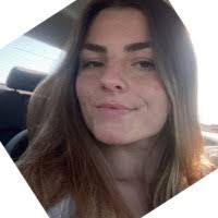 Julia Beatty's Instagram, Twitter & Facebook