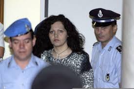 Julian ha trascorso 13 anni nella lista dei bambini scomparsi e né la polizia né sua madre hanno mai smesso di cercarlo. Fu Condannata Per Il Rapimento Del Piccolo Tommy Ma E Gia In Permesso Premio Tgcom24